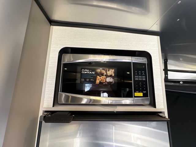 2026 Airstream 20Xe Base