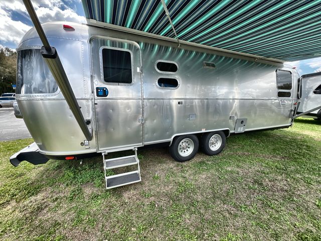 2025 Airstream 27FBQ Base