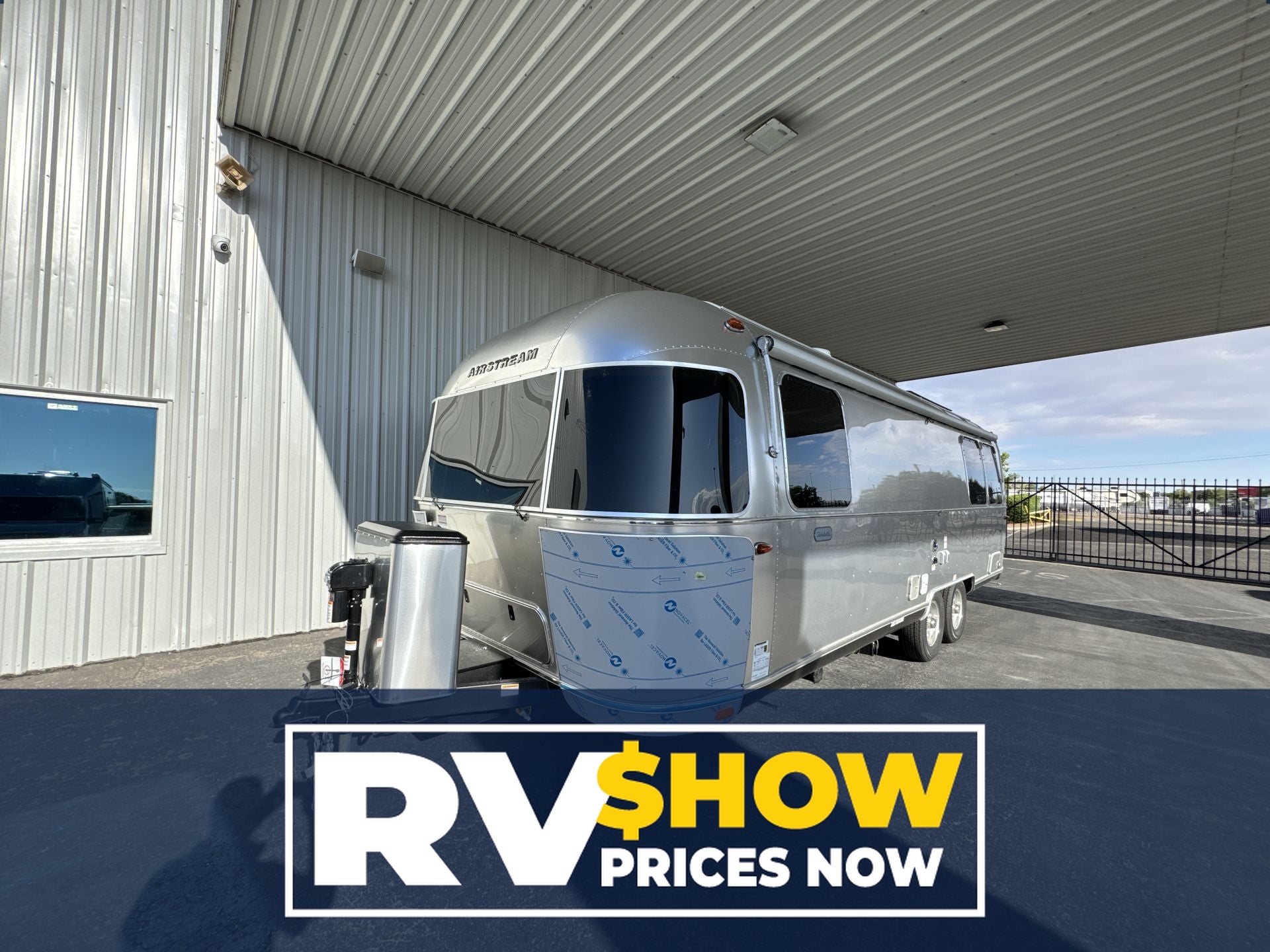 2025 Airstream 27FBQ Base