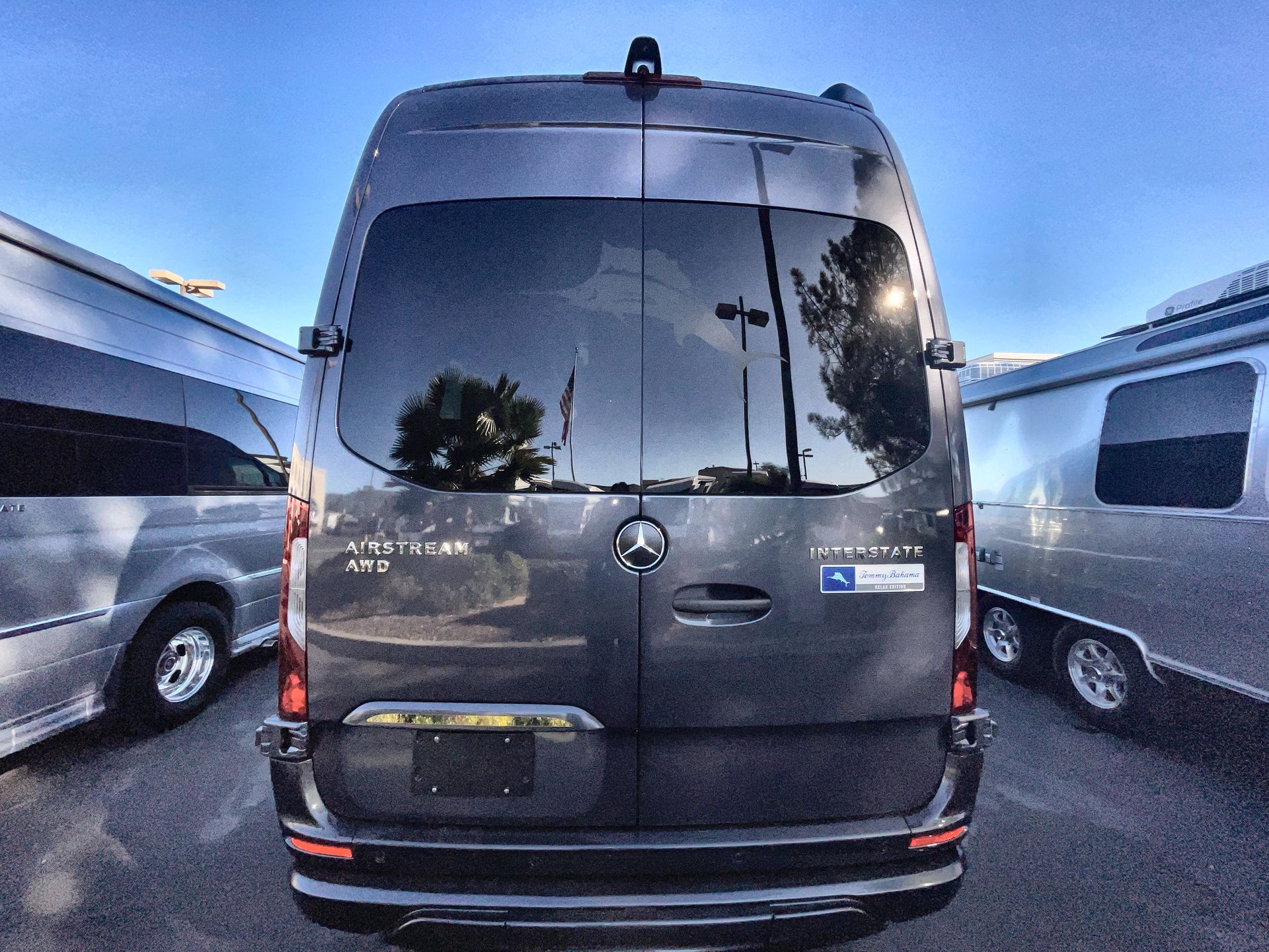 2025 Airstream 24 GL Base