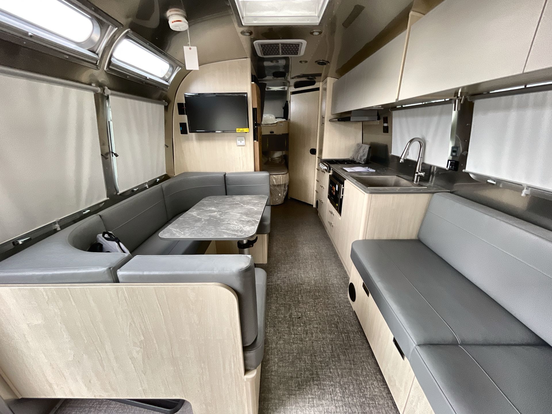 2026 Airstream 30FBBT Base