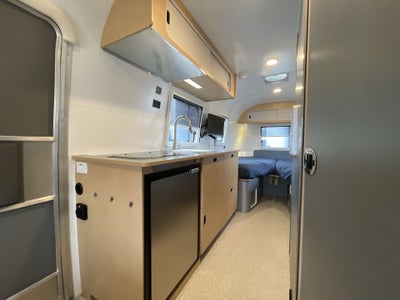 2026 Airstream 22RB Base