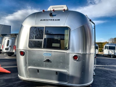 2026 Airstream 16RB Base