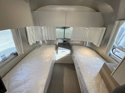 2026 Airstream 25FBT Base