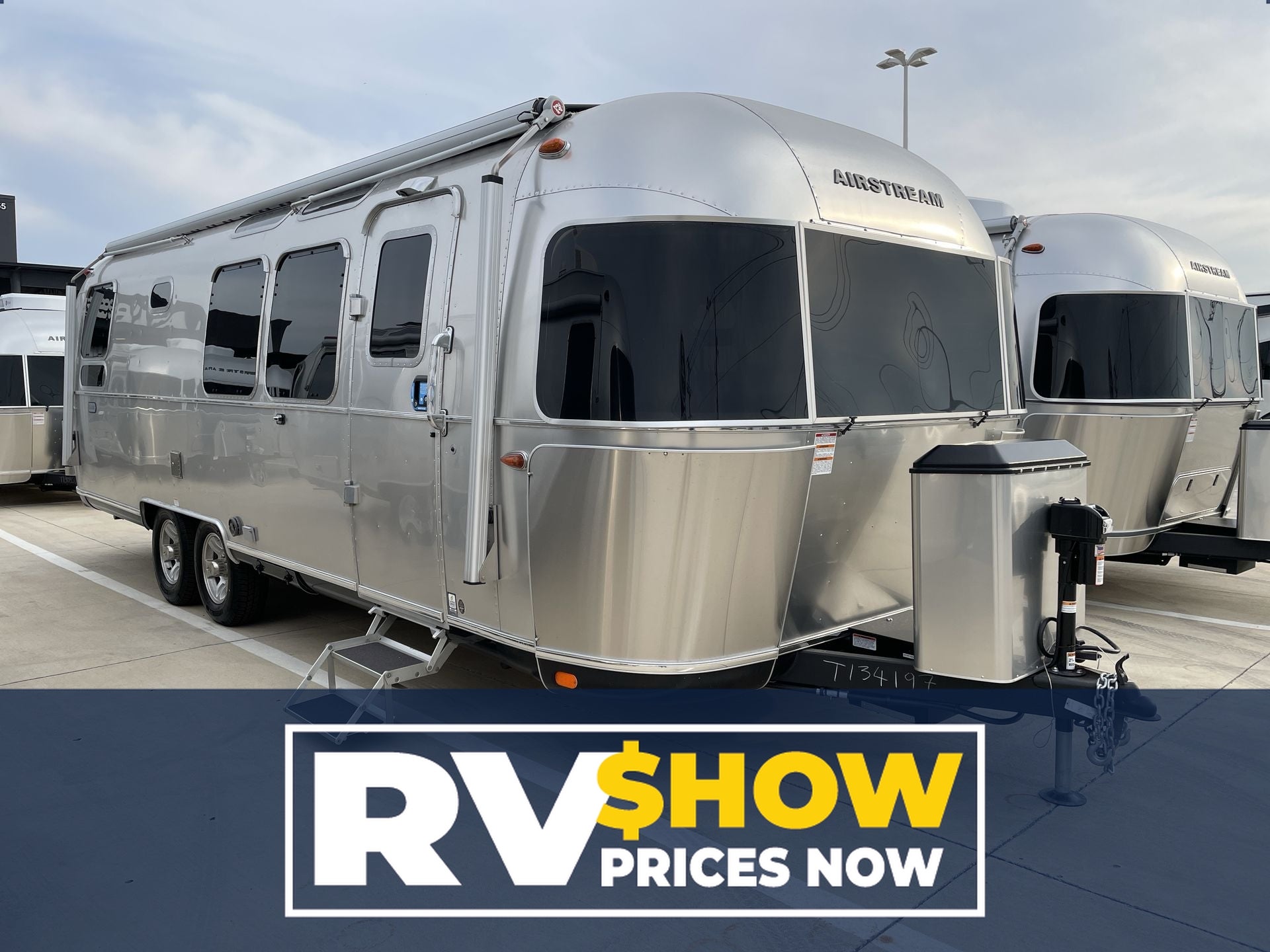 2026 Airstream 28RBQ Base