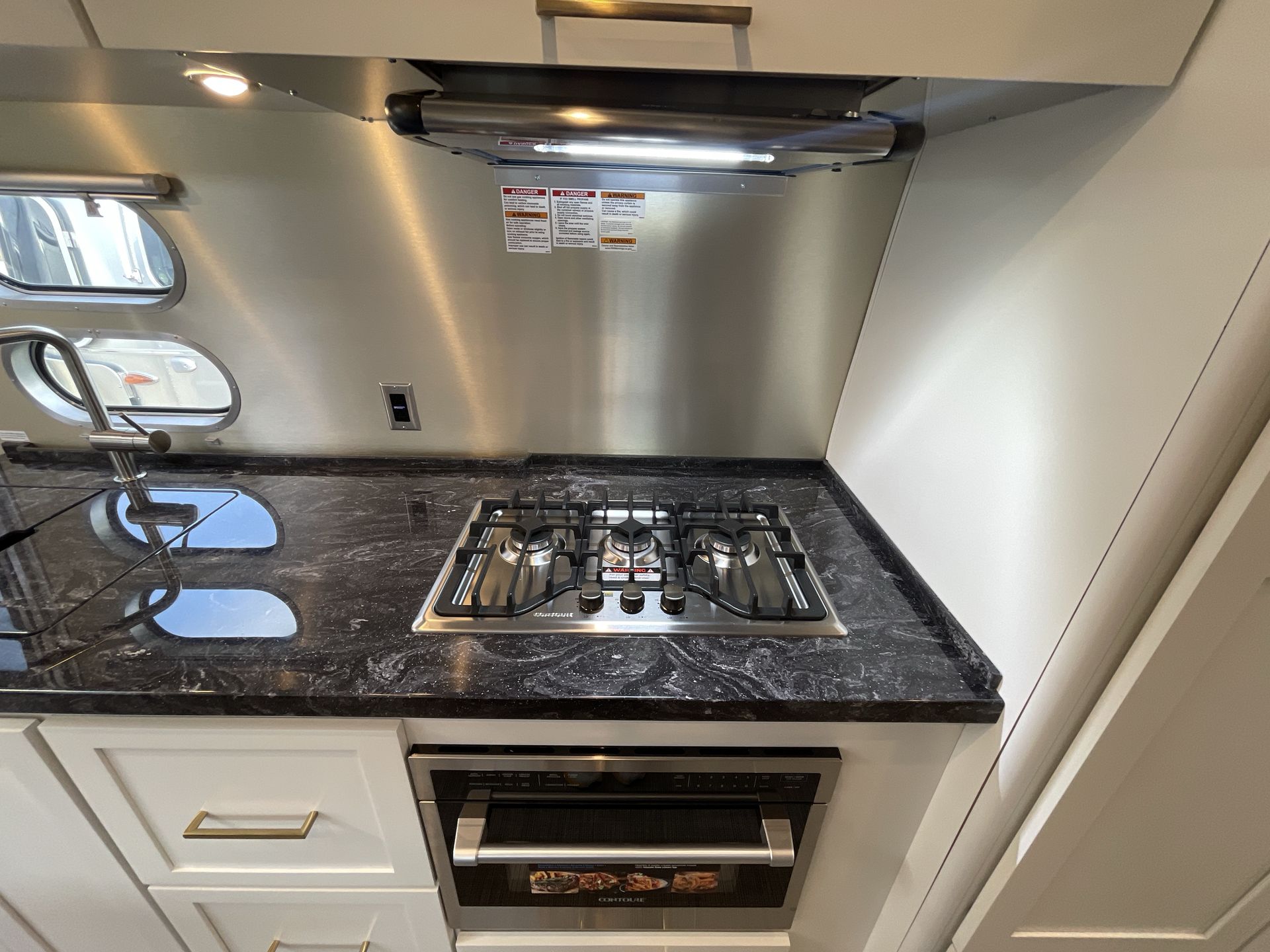 2026 Airstream 30RBQ Base