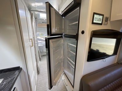 2026 Airstream 30RBQ Base