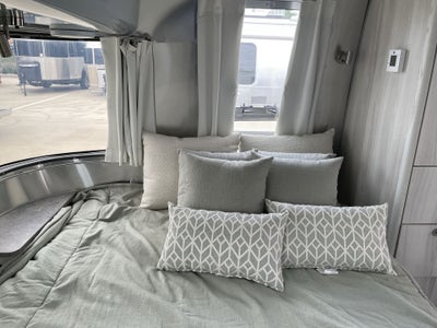 2025 Airstream 23FBQ Base