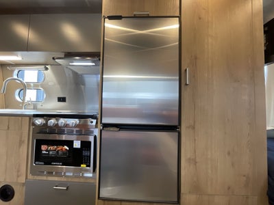 2026 Airstream 23FBT Base