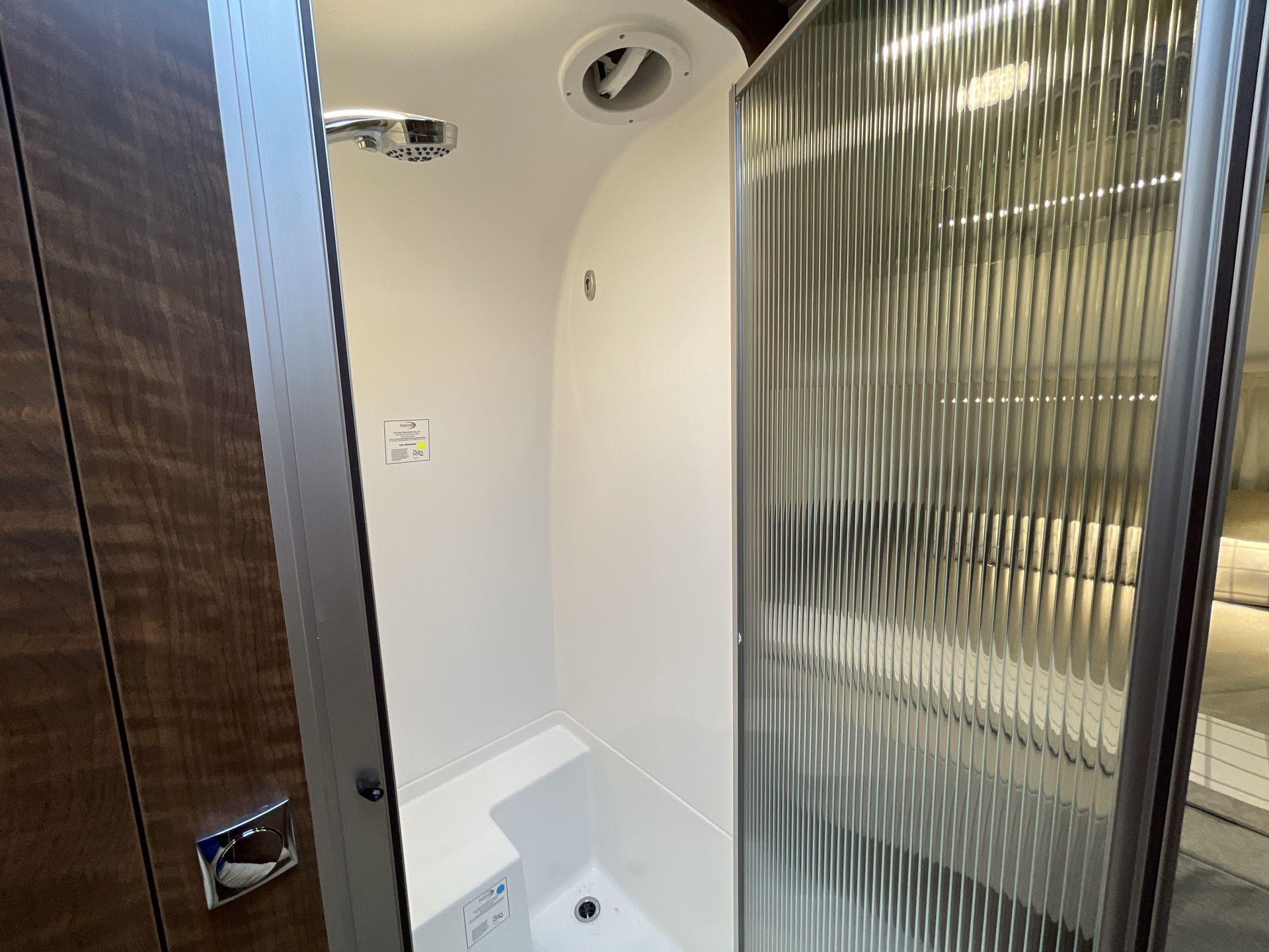 2026 Airstream 27FBQ Base