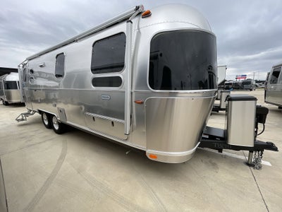 2026 Airstream 27FBT Base