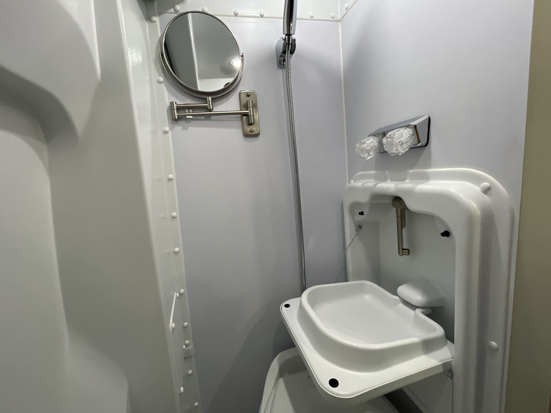 2026 Airstream Rangeline Base