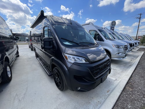 2026 Airstream Rangeline Base