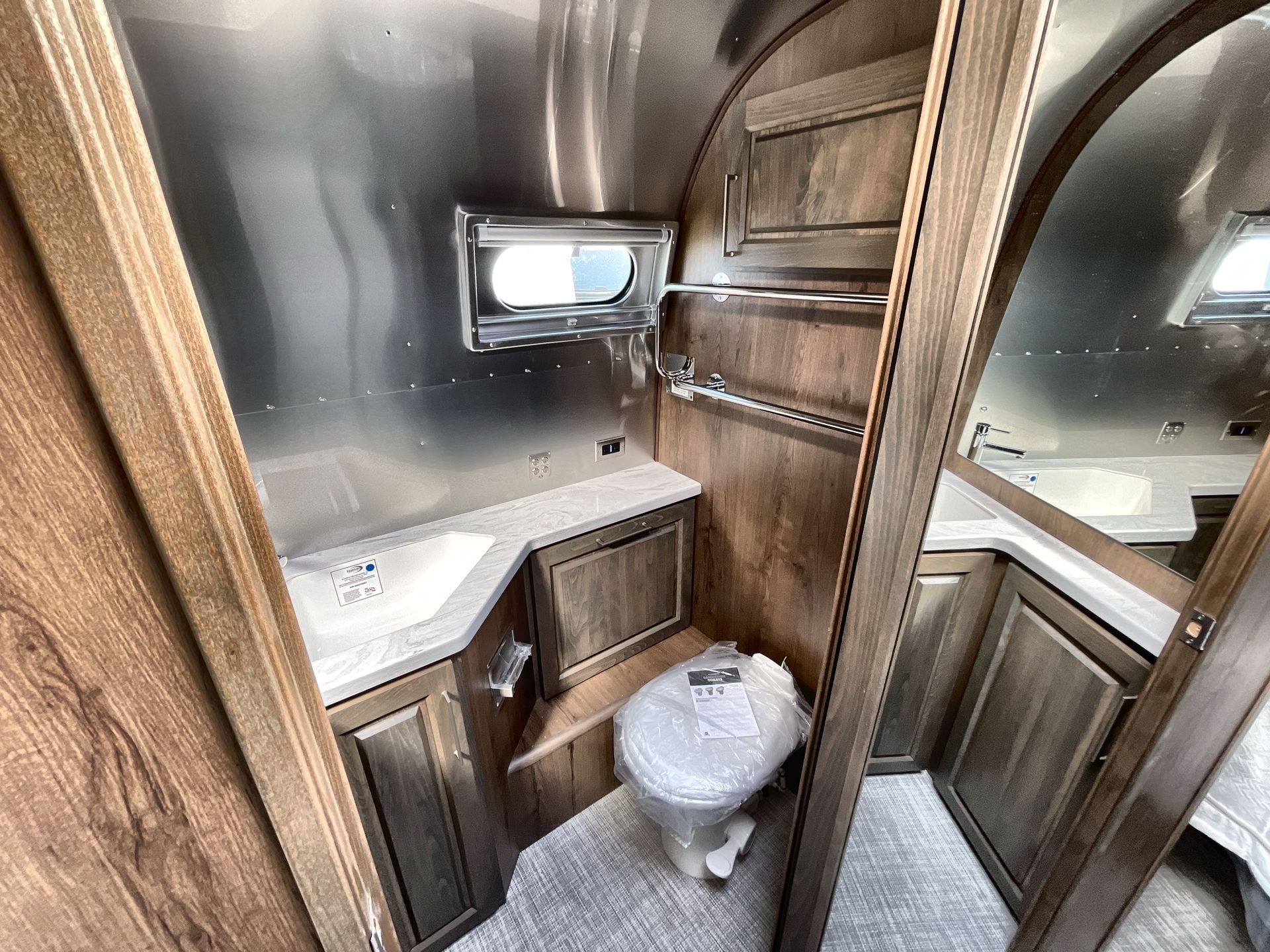2026 Airstream 30RBQ Base
