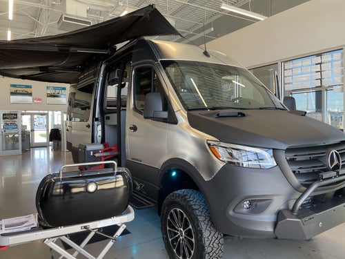 2026 Airstream 19X LE Outland Base