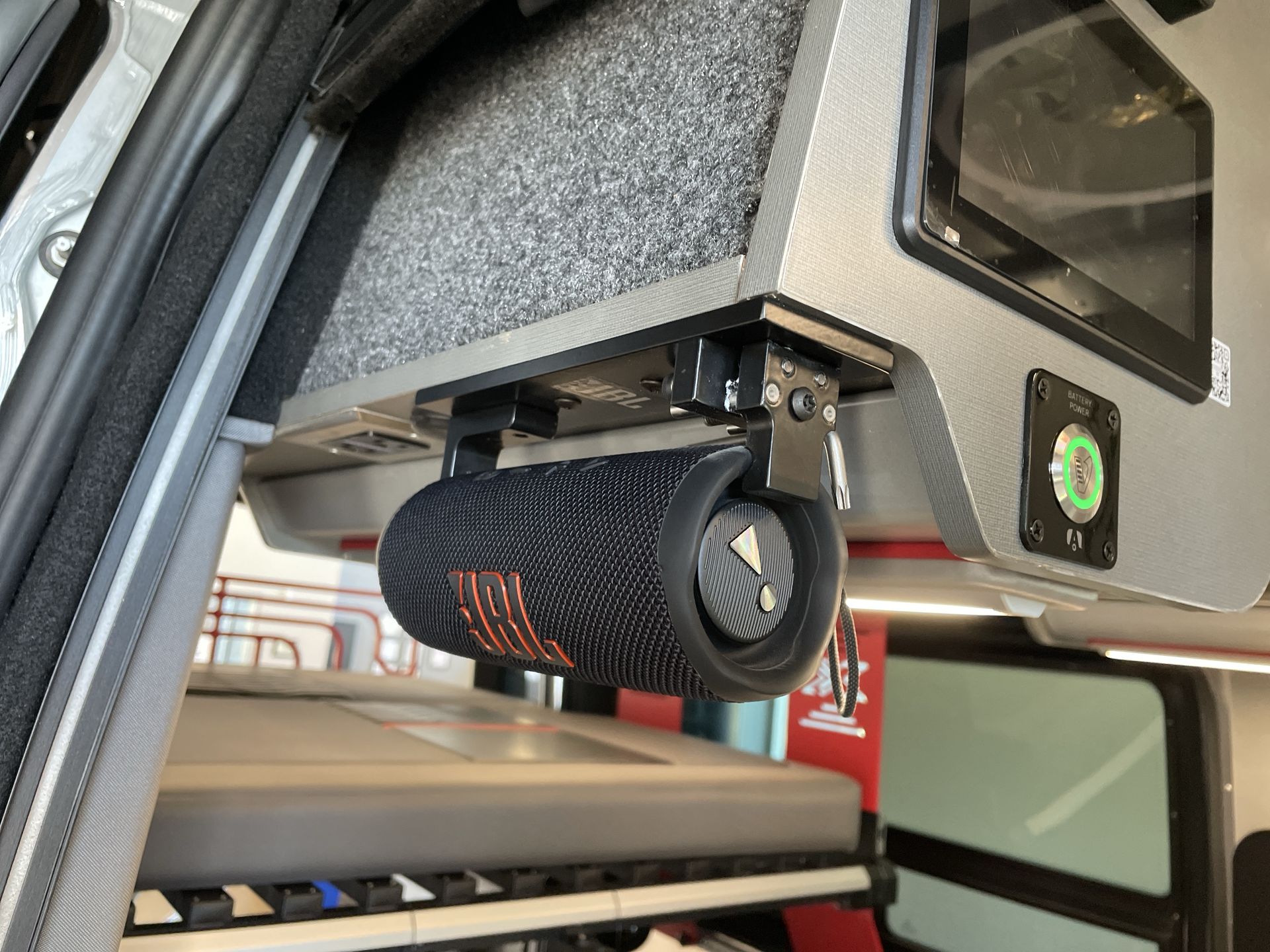 2026 Airstream 19X LE Outland Base