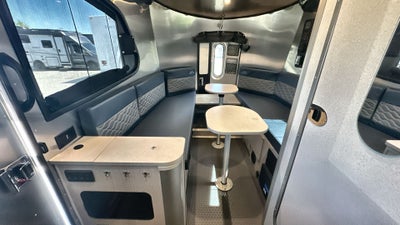 2025 Airstream 16X Base
