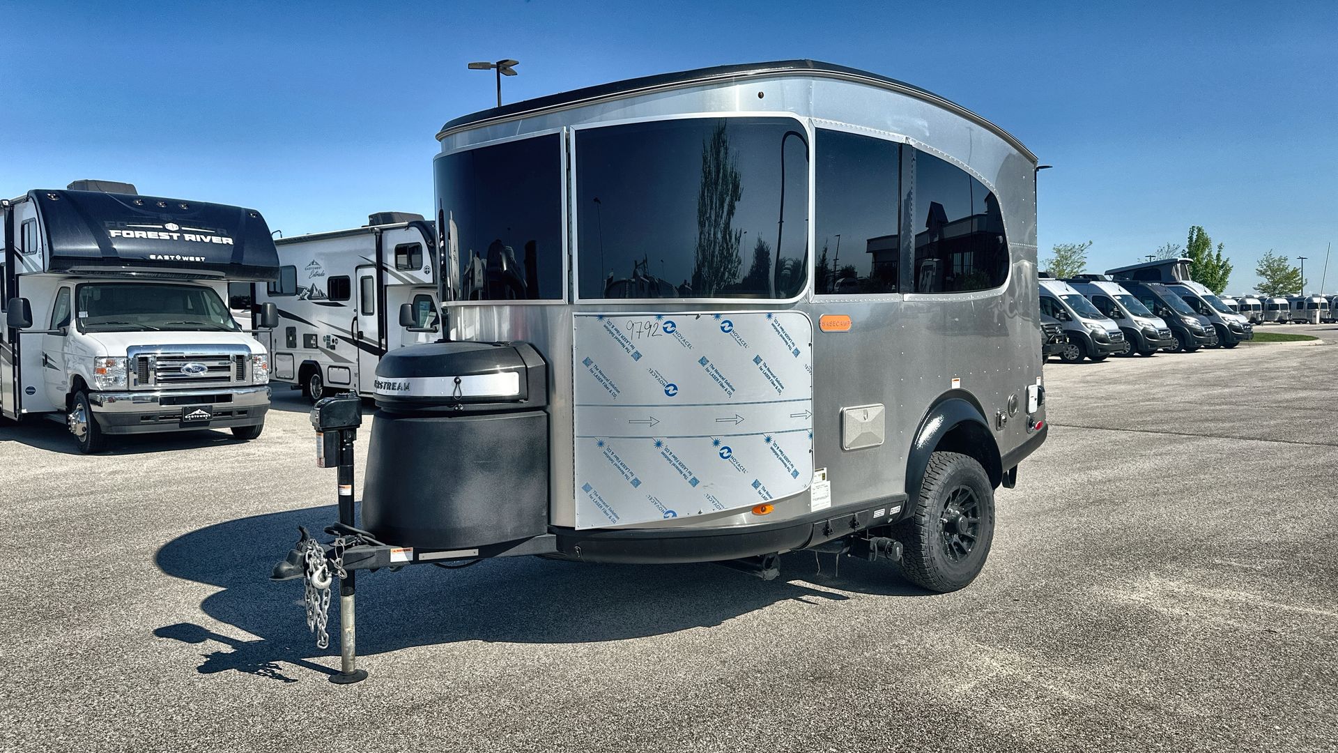 2025 Airstream 16X Base