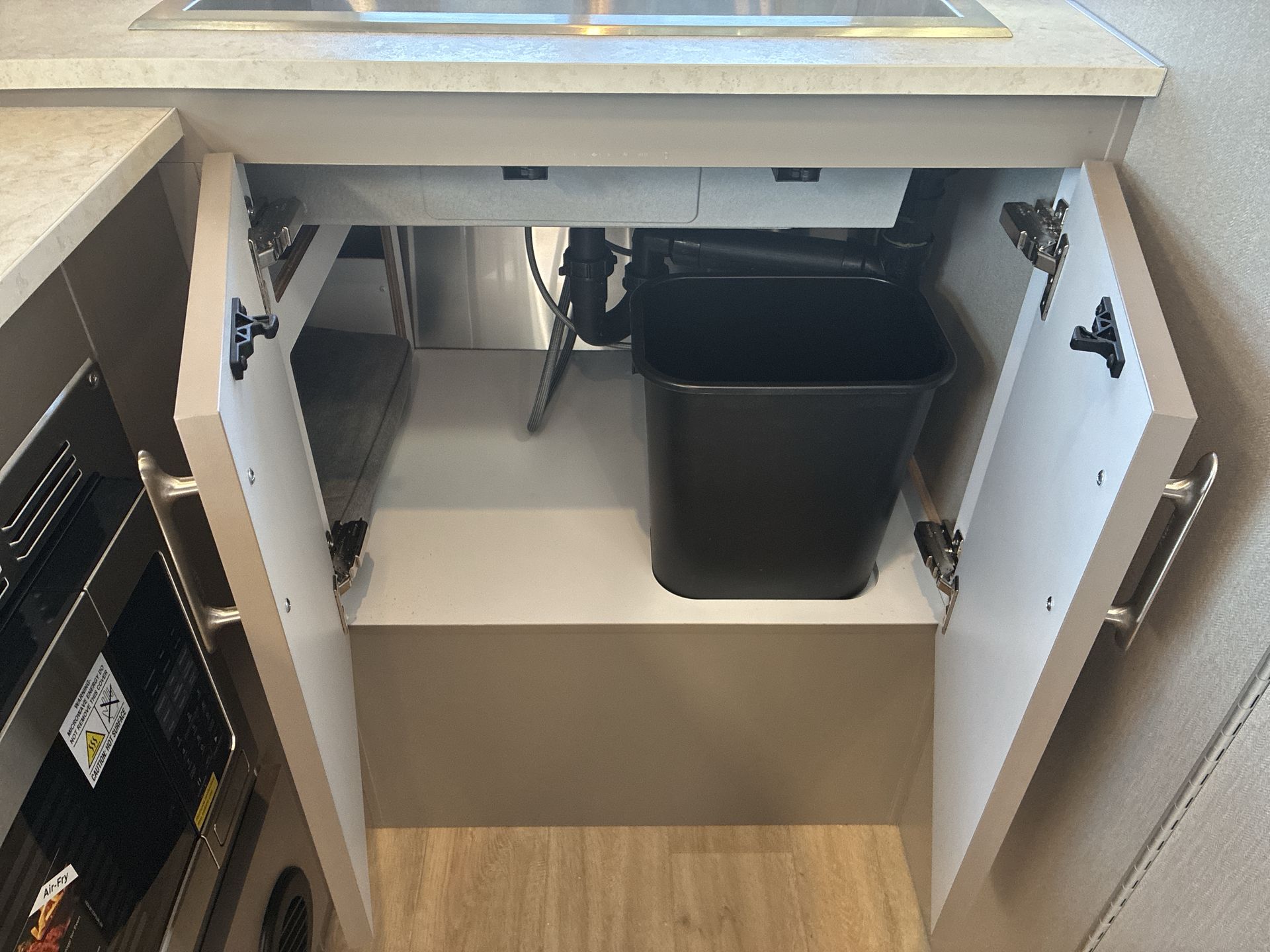 2025 Airstream 20FB Base