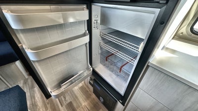 2025 Airstream 20FB Base