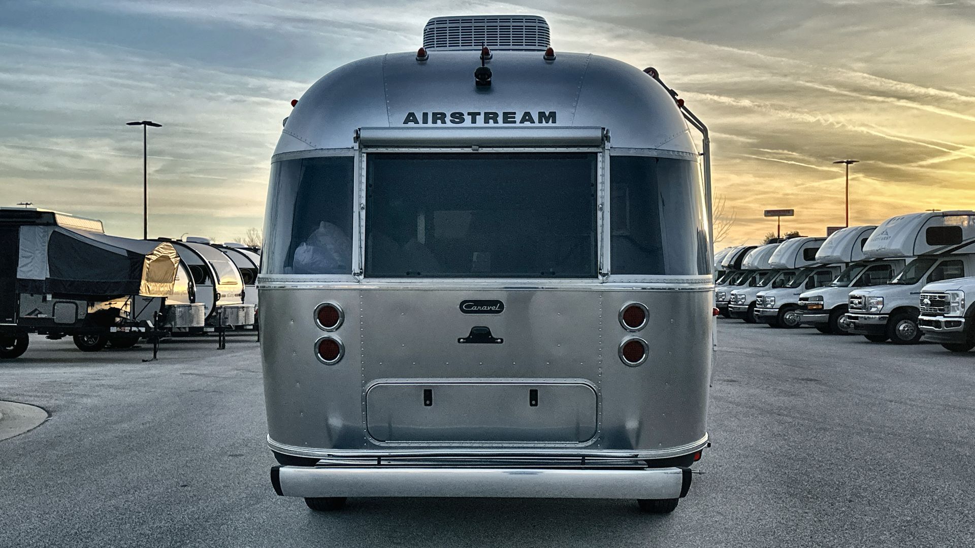 2025 Airstream 16RB Base
