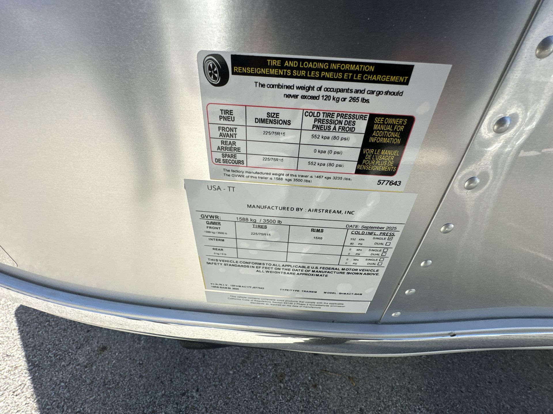 2026 Airstream 16RB Base