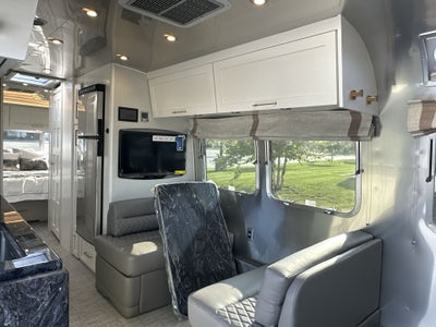 2026 Airstream 30RBQ Base
