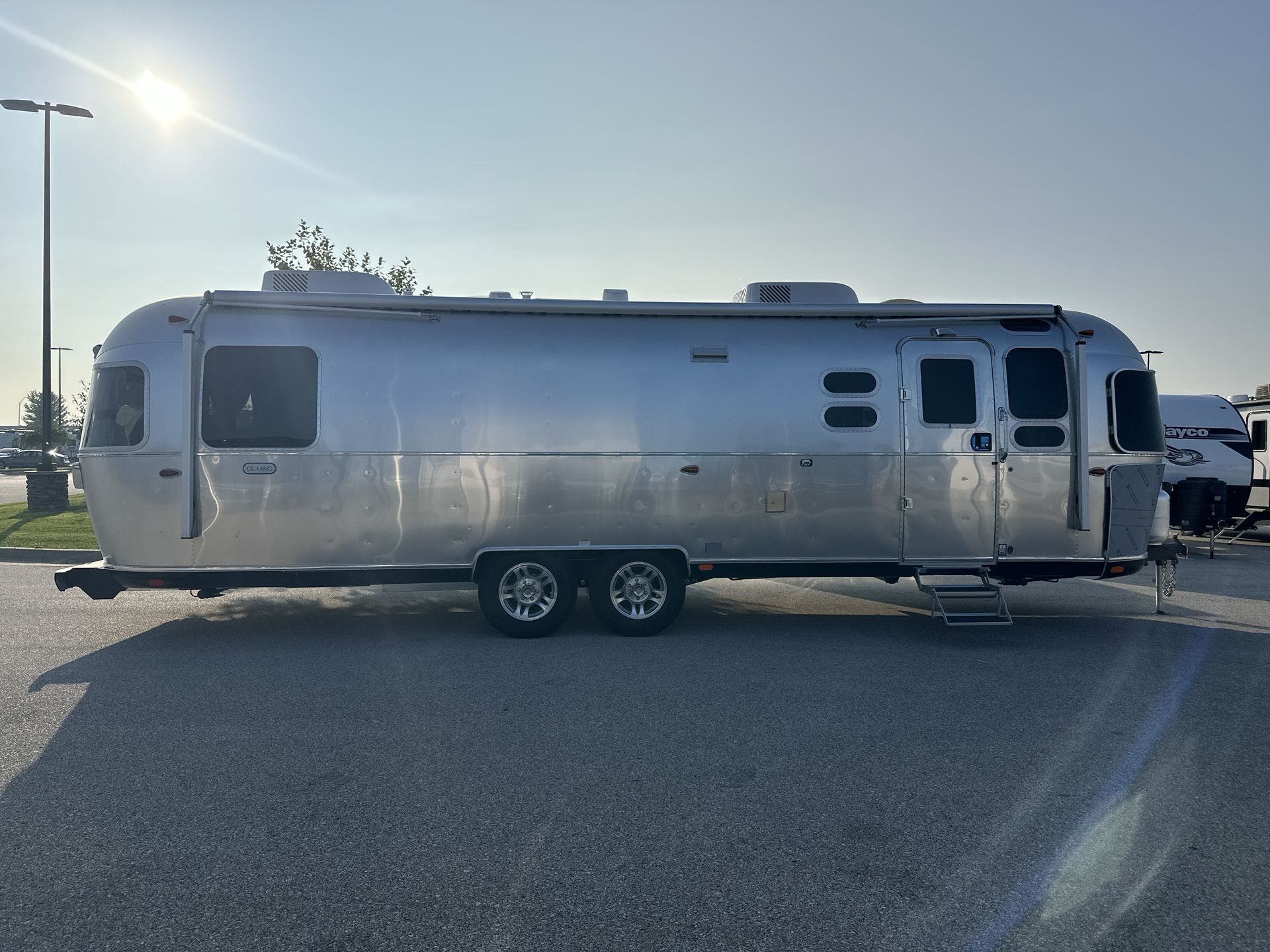 2026 Airstream 30RBQ Base