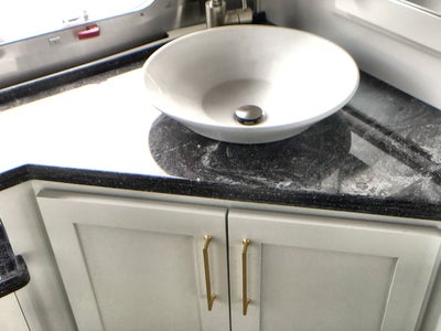 2026 Airstream 33FBT Base