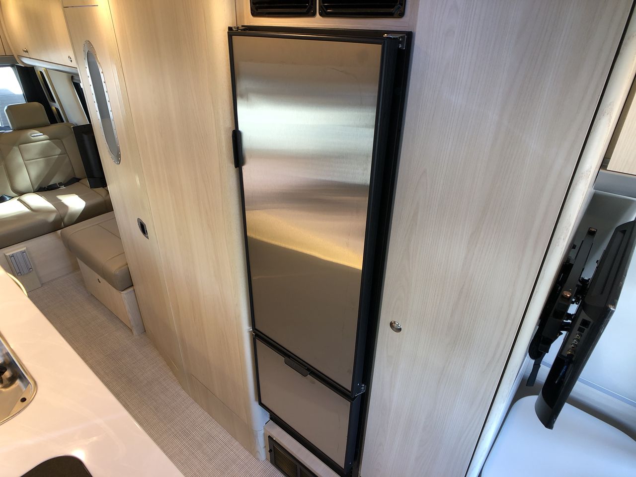 2025 Airstream 24GT Base