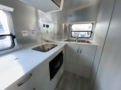 2025 Airstream 20FB Base