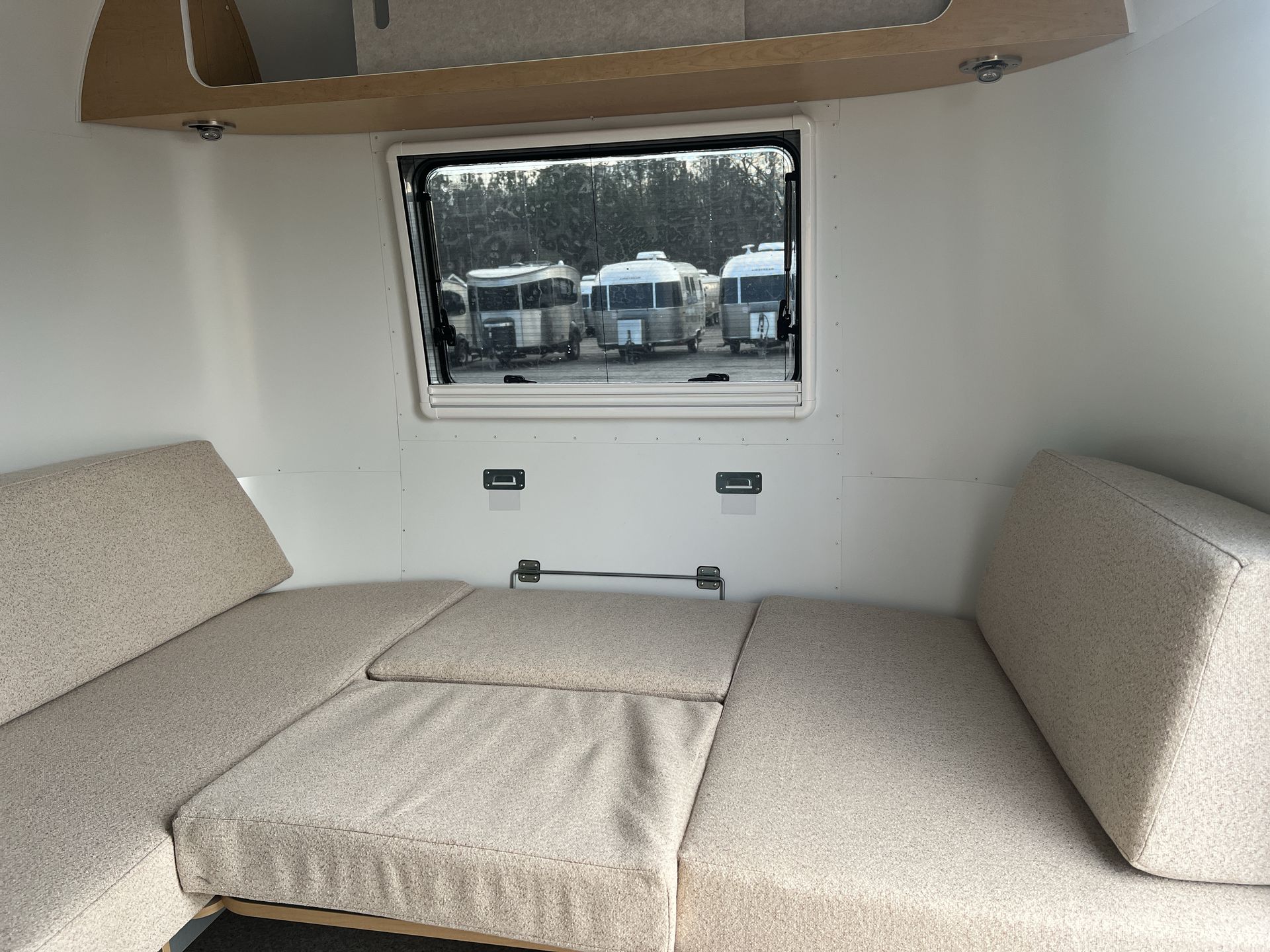 2026 Airstream 22RB Base