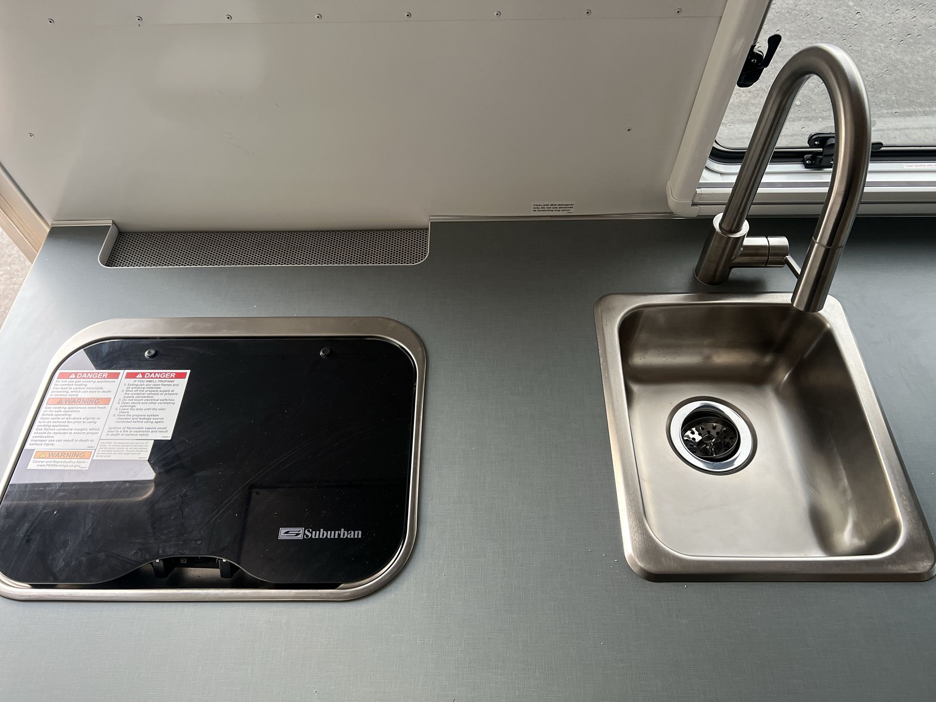 2026 Airstream 22RB Base