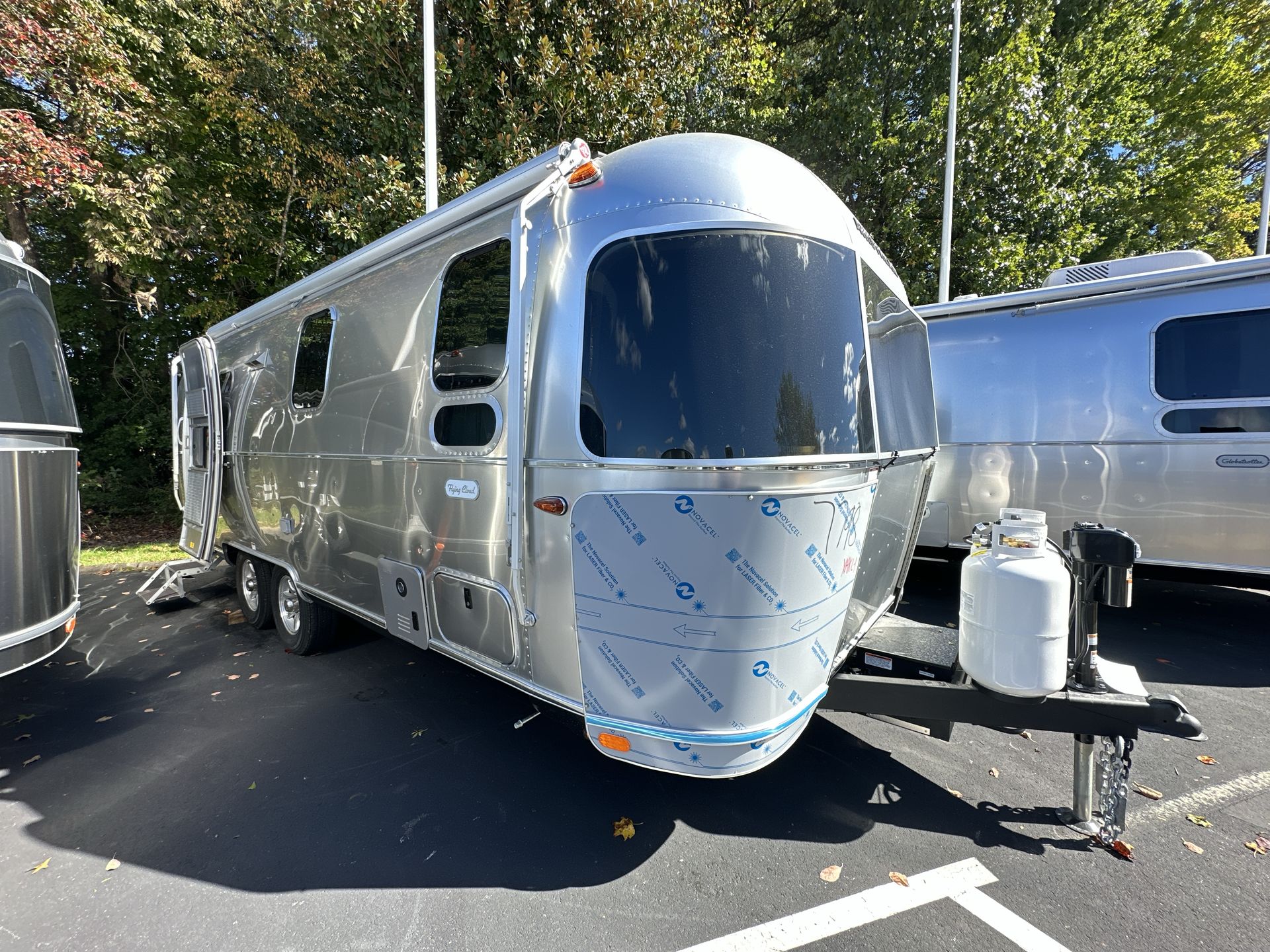 2026 Airstream 25FBQ Base
