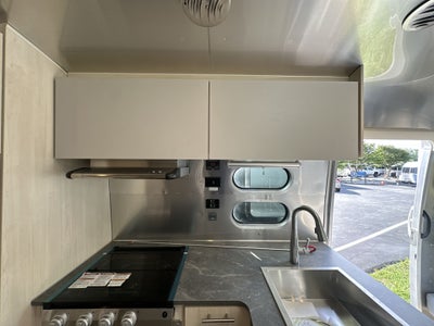 2025 Airstream 25FBQ Base