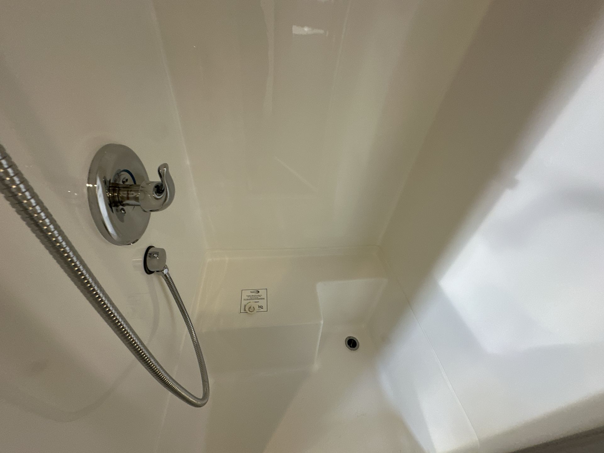 2025 Airstream 25FBQ Base