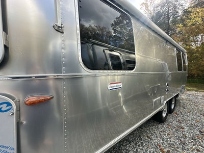 2025 Airstream 25FBQ Base
