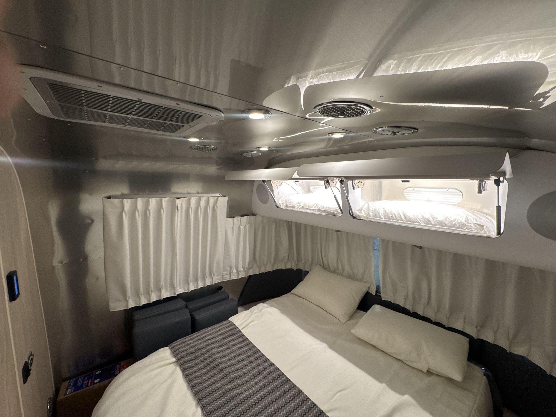 2026 Airstream 30RBQ Base