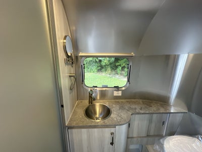 2025 Airstream 23FBT Base