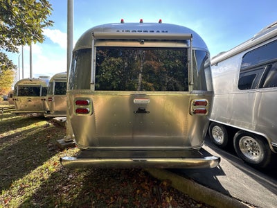 2026 Airstream 27FBT Base