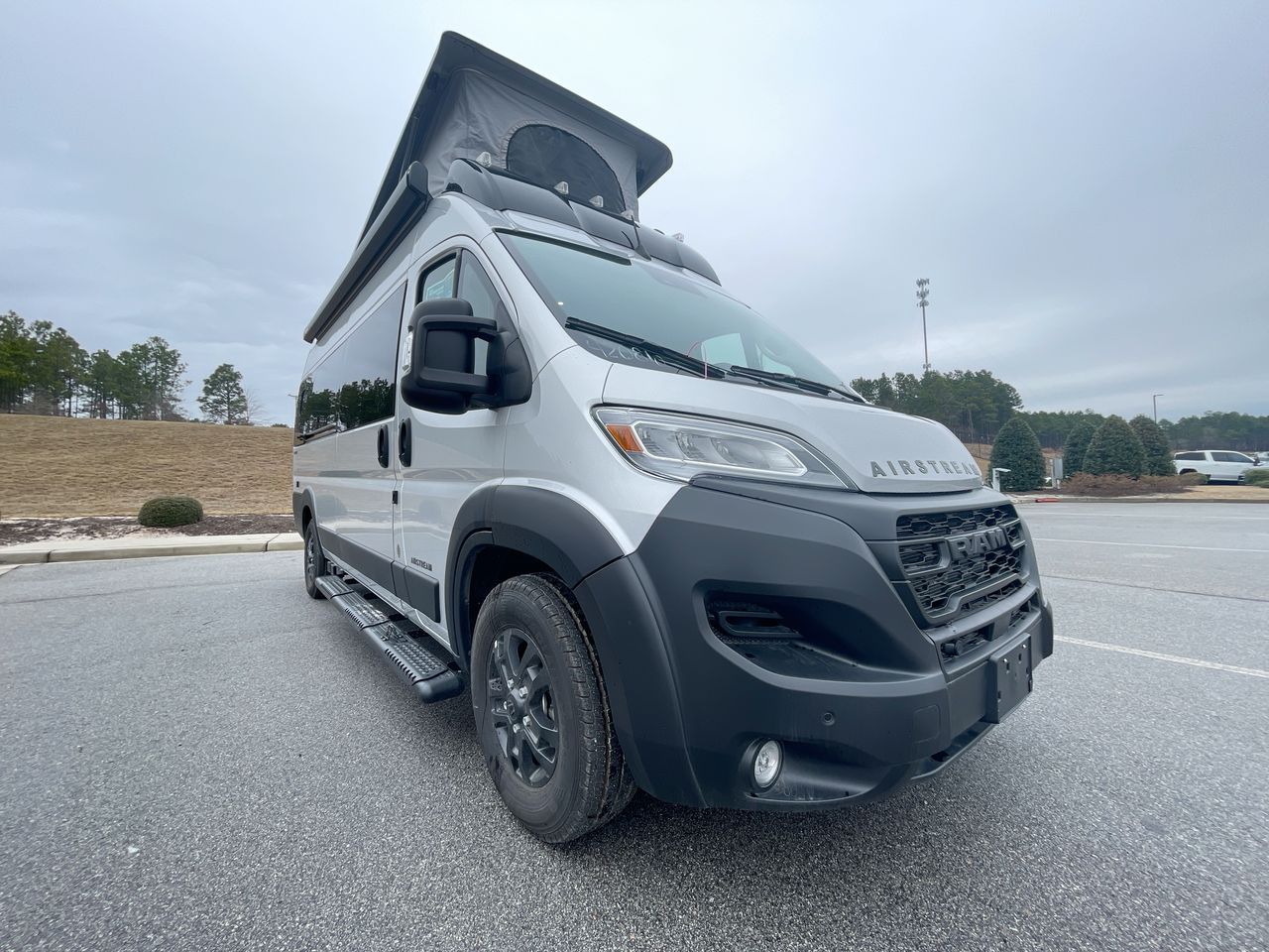 2026 Airstream Rangeline Base