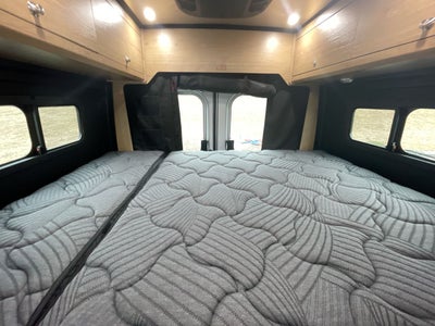 2026 Airstream Rangeline Base