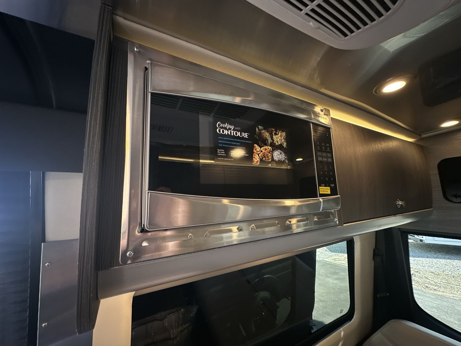 2026 Airstream 19GT Base