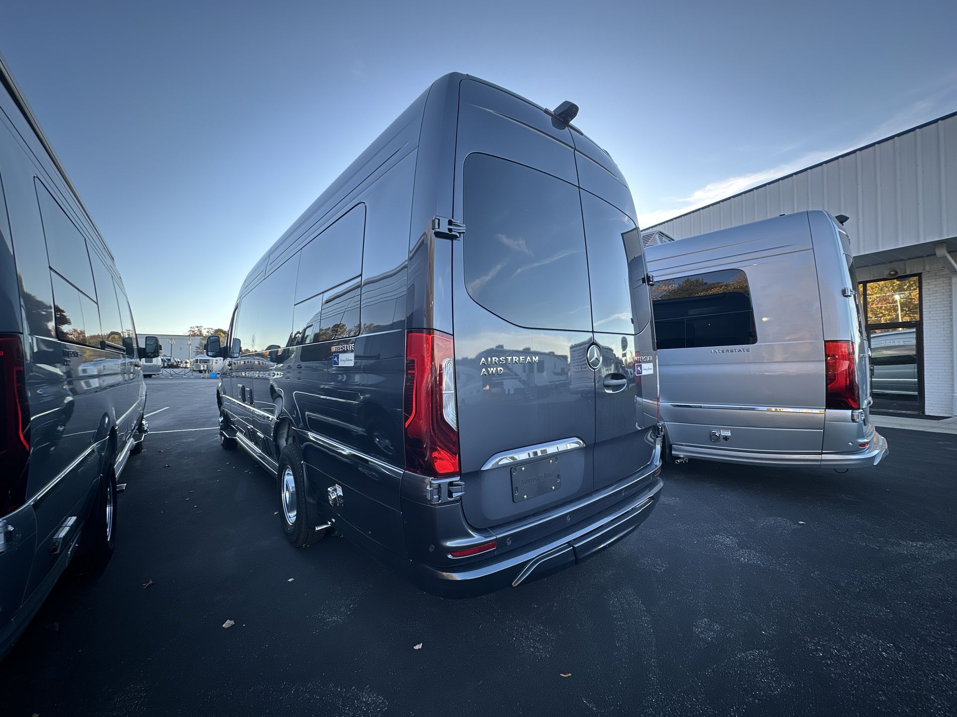 2026 Airstream 24GT Tommy Bahama Base