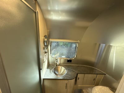 2026 Airstream 23FBT Base