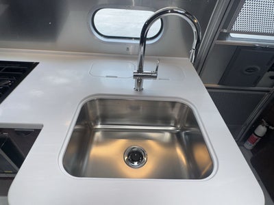 2025 Airstream 25FBQ Base