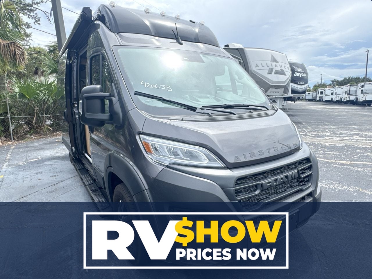 2026 Airstream Rangeline Base