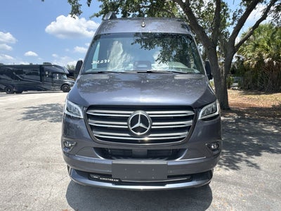 2025 Airstream 19 Base