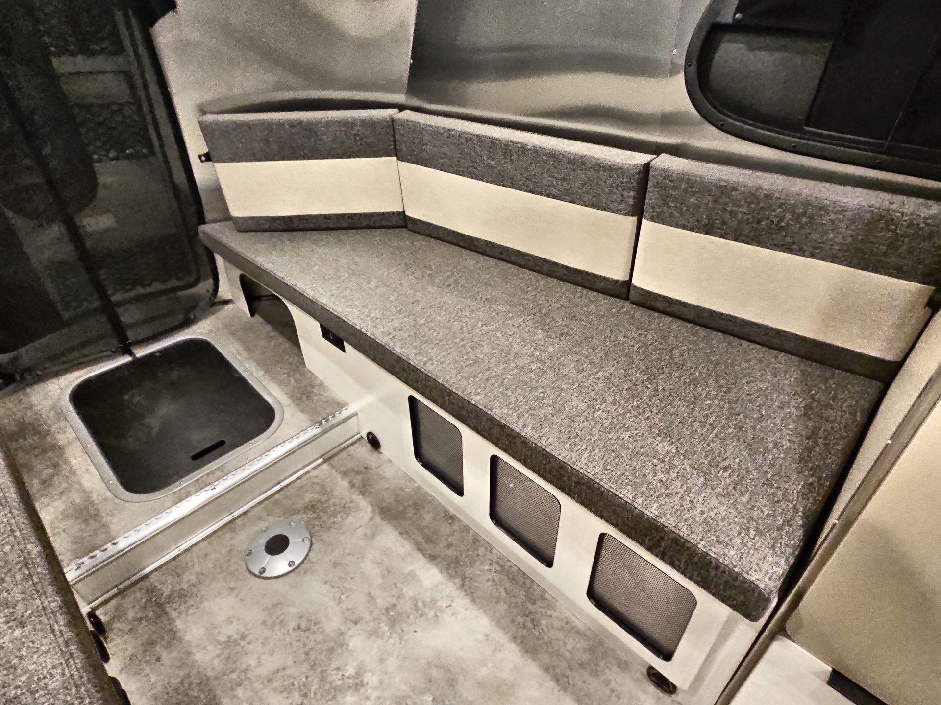 2026 Airstream 20Xe Base