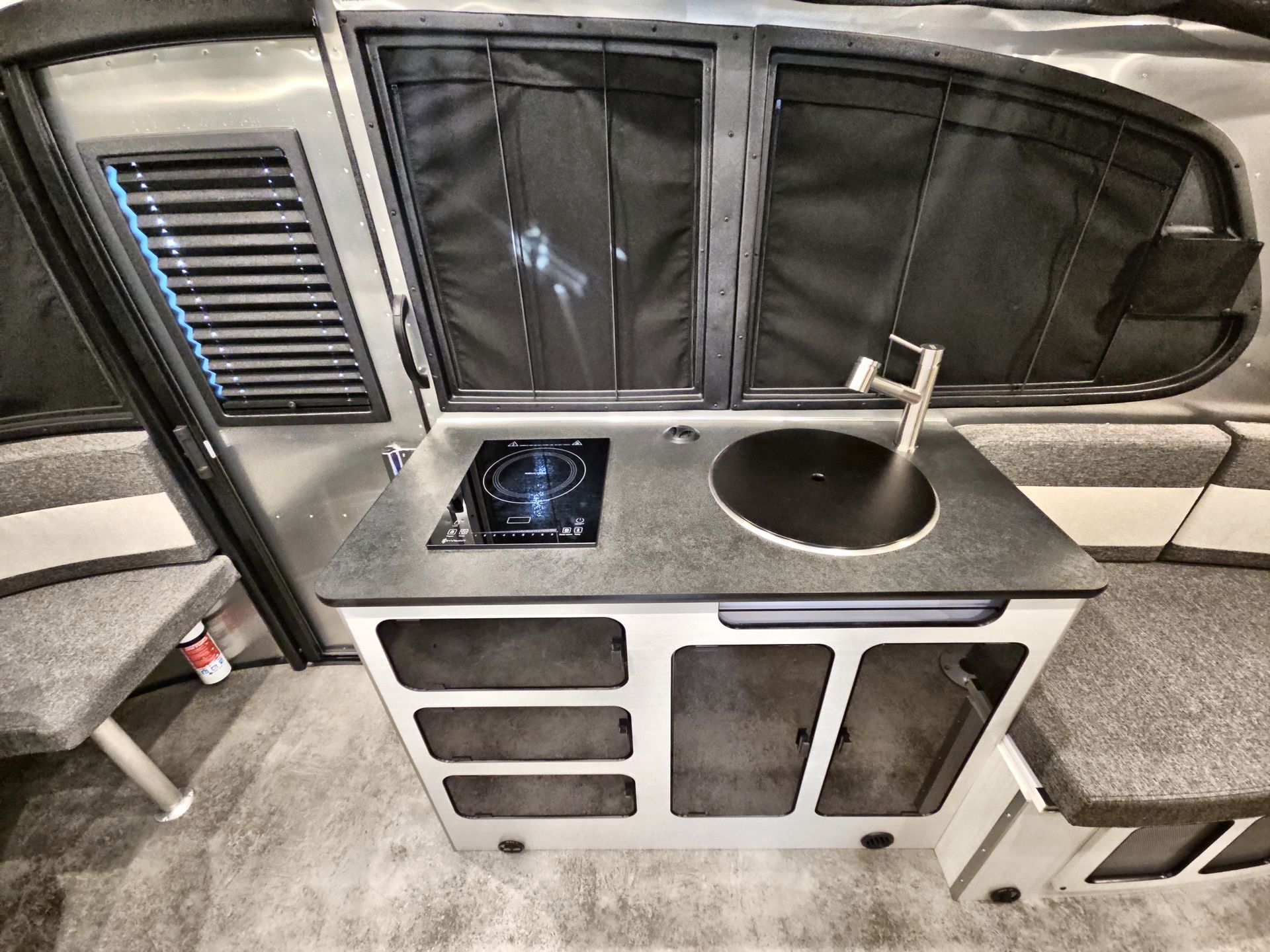 2026 Airstream 20Xe Base